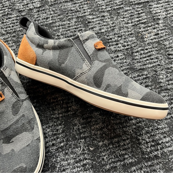 XTRATUF Women's Slip-On Sneakers - Black Canvas with Brown Suede Heel - Picture 13 of 16